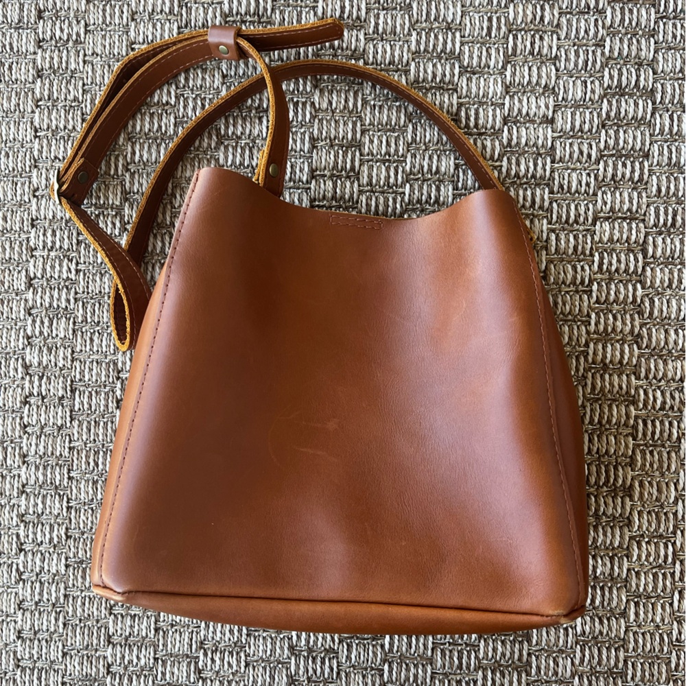 Portland Leather Tan Crossbody Butterfly Bag Honey